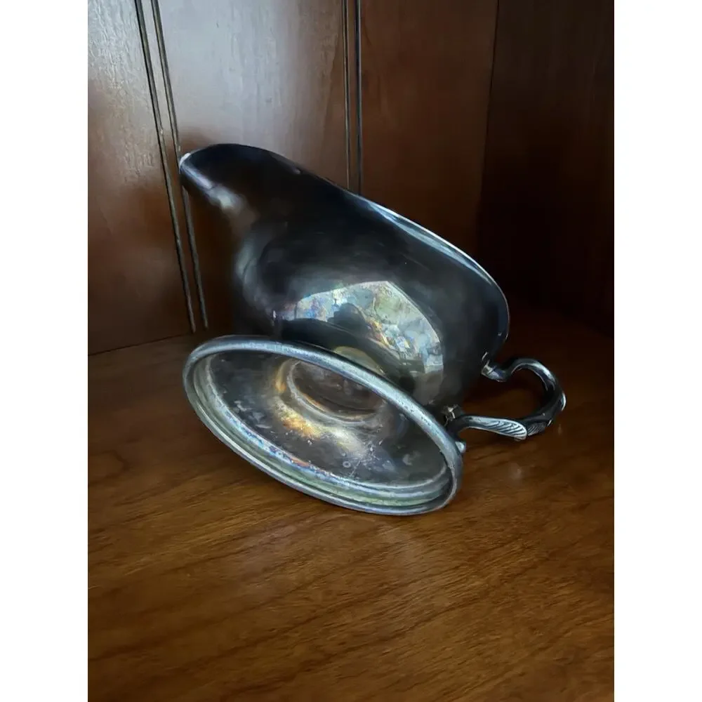 Vintage Silverplate Gravy Boat Pedestal Foot Feather Handle Sauce Pitcher